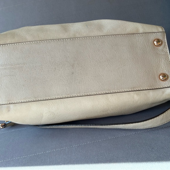 Michael Kors bag & wallet - Picture 5 of 16